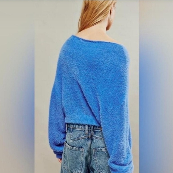Free People Women's Oversized Soft Cozy FP One Cirilla Sweater, Blue Iris, XS - Picture 1 of 9